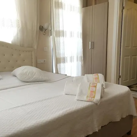 Bed & Breakfast Gerence Butik Alacati