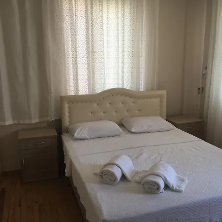 Bed & Breakfast Gerence Butik Alacati