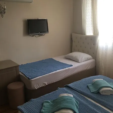 Bed & Breakfast Gerence Butik *