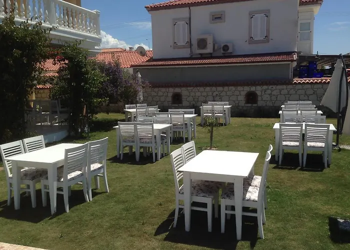 Alojamento de Acomodação e Pequeno-almoço Gerence Butik Alacati