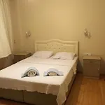 Alojamento de Acomodação e Pequeno-almoço Gerence Butik