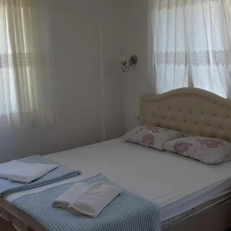 Gerence Butik Bed and Breakfast *